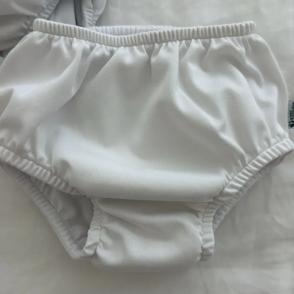 Bundle of 2 swim diapers